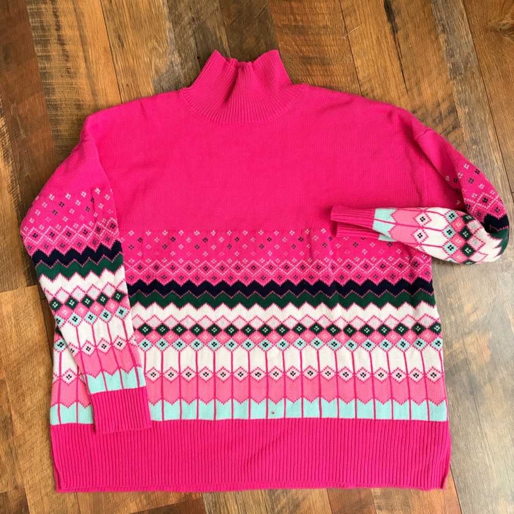 crown & ivy women’s Sweater in Pink and multicolor Pattern